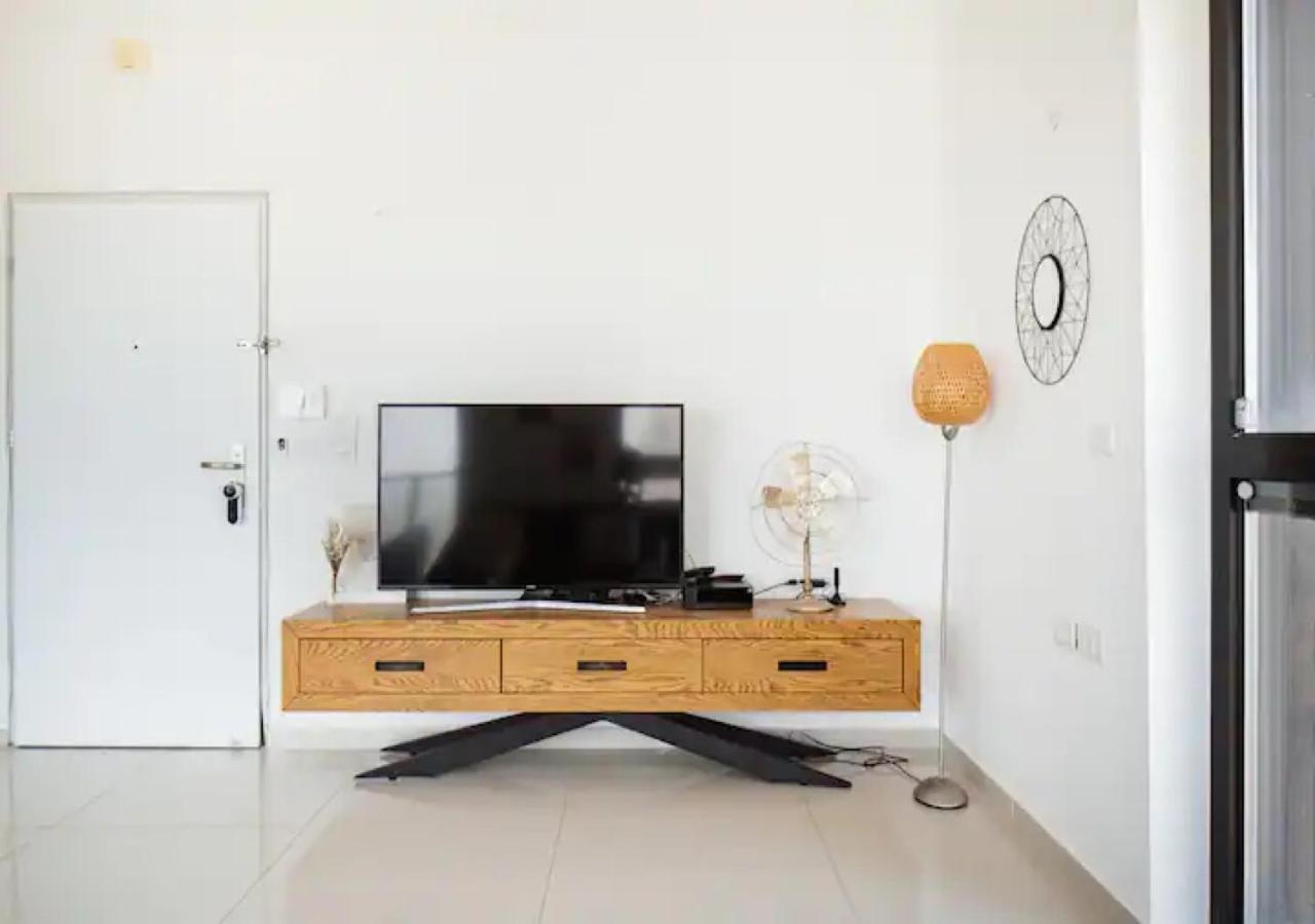 O&O Group- Special Apartment Sea View Luxury Tower Bat Yam Exterior foto